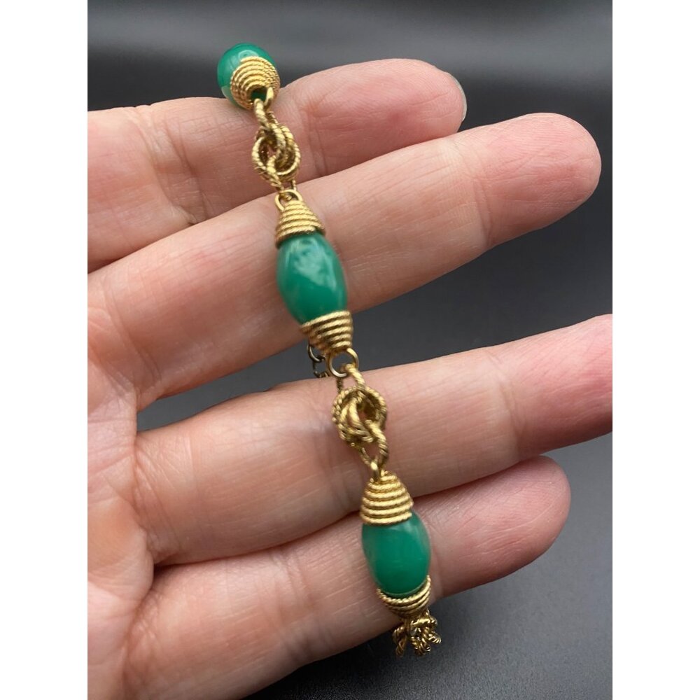 Vintage Bracelet Gold Wire Wrapped Green Glass Bead Knot Accent Lobster Clasp - Picture 3 of 9